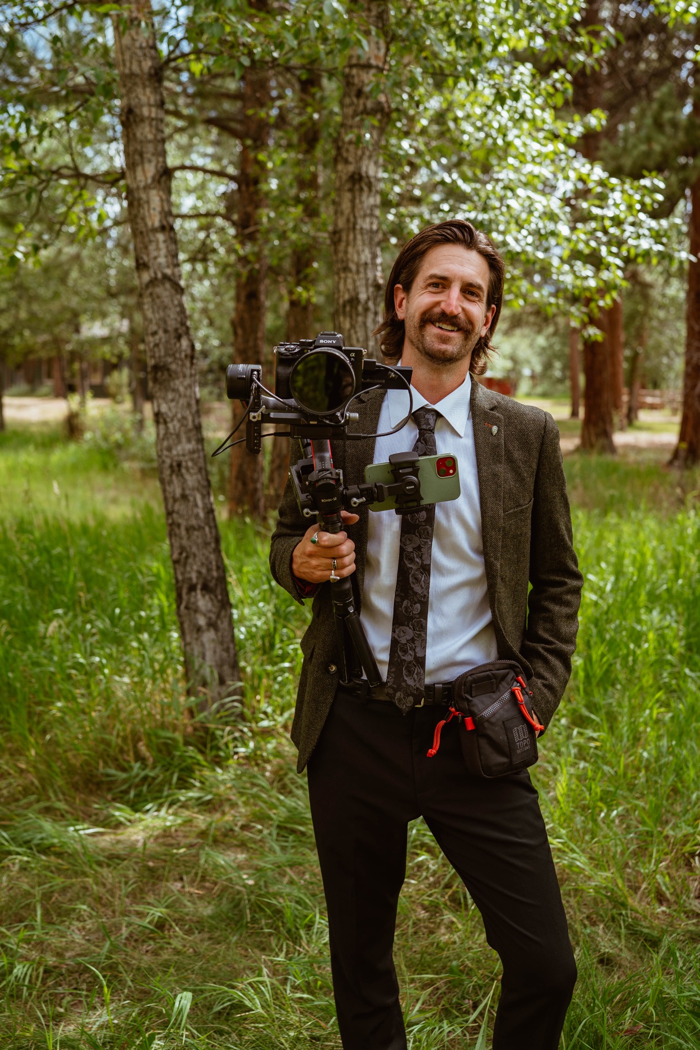 Colorado wedding videographer filming on location